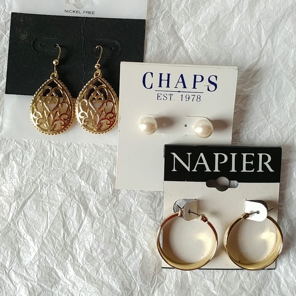 🦋 NAPIER, CHAPS PIERCED EARRINGS - HOOPS, PEARL STUDS - Picture 7 of 7